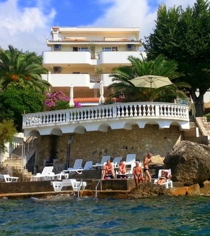 Mare Mar * Sutomore